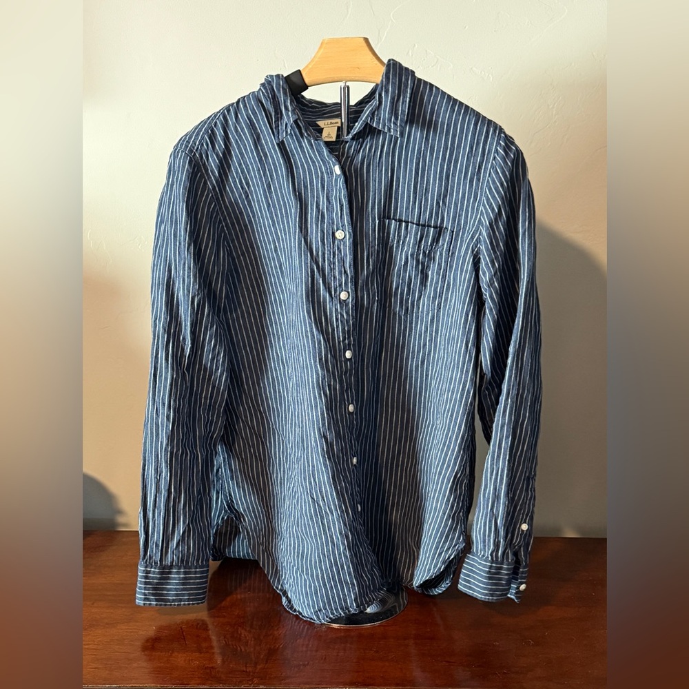 LL Bean Linen Button Down Women’s Large